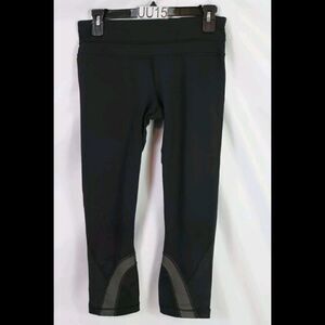 Lululemon Run Inspire Crop II BLACK GRAY WOMEN'S SIZE 6 CAN NOT FIND SIZE TAG